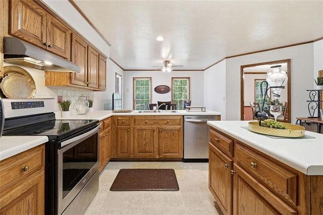 1617 Ellington Road SE, Conyers, GA 30013