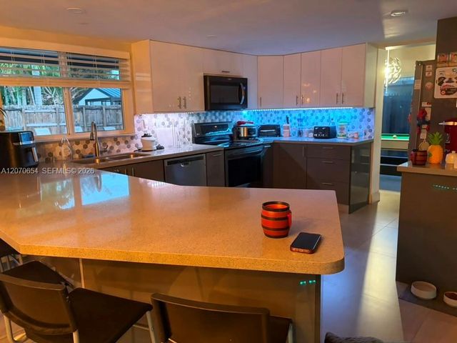 10051 SW 147th Place, Miami, FL 33196