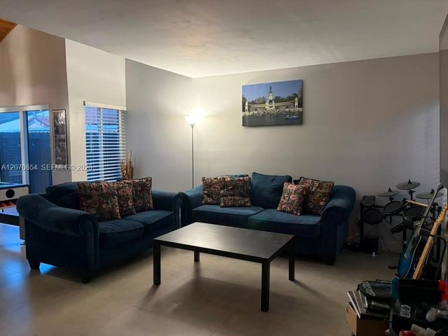 10051 SW 147th Place, Miami, FL 33196