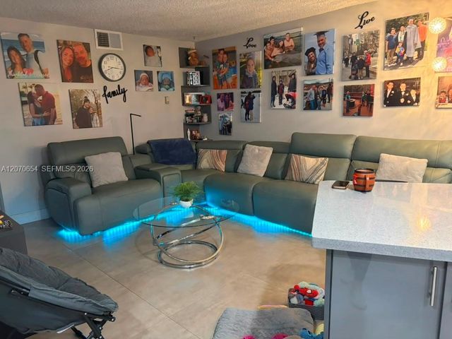 10051 SW 147th Place, Miami, FL 33196