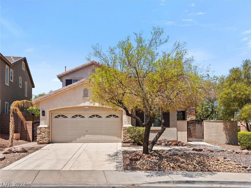 215 Sunset Shower Drive, Henderson, NV 89012 — exterior