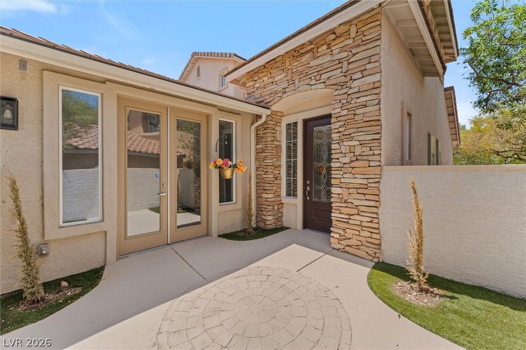 215 Sunset Shower Drive, Henderson, NV 89012 — photo 4