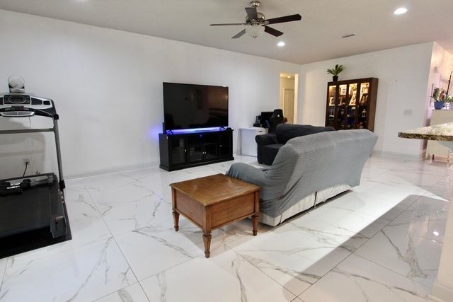 4641 Chanan Drive, Crestview, FL 32539