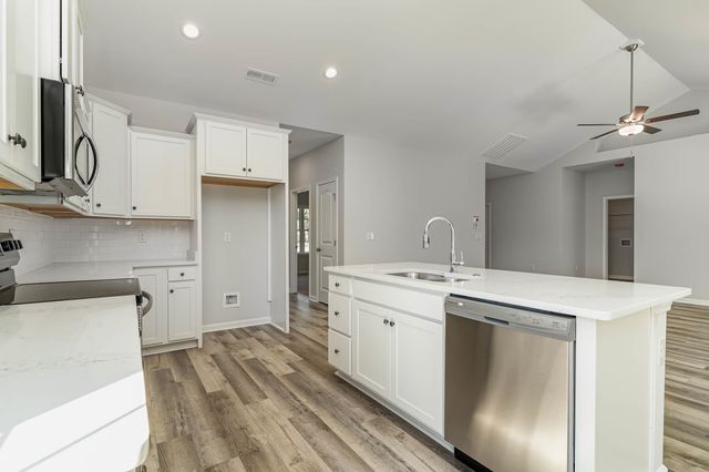 1140 Marley St., Conway, SC 29527