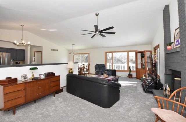 7904 S 67th STREET, Franklin, WI 53132