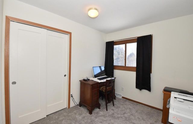 7904 S 67th STREET, Franklin, WI 53132