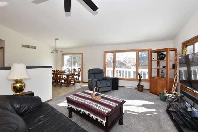 7904 S 67th STREET, Franklin, WI 53132