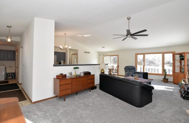 7904 S 67th STREET, Franklin, WI 53132