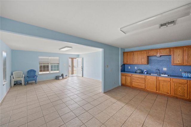 636 S County Road 1150, Riviera, TX 78379