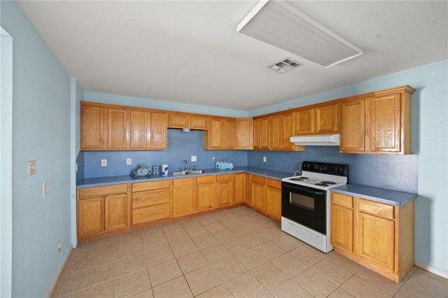 636 S County Road 1150, Riviera, TX 78379