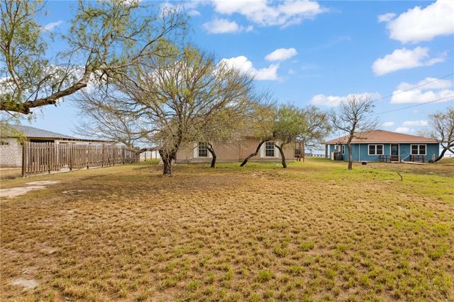 636 S County Road 1150, Riviera, TX 78379