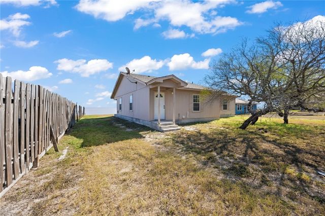 636 S County Road 1150, Riviera, TX 78379