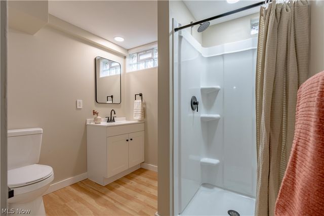 170 S Thomas Road, Tallmadge, OH 44278