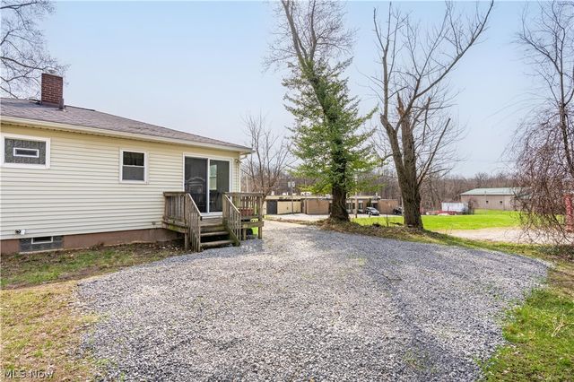 170 S Thomas Road, Tallmadge, OH 44278