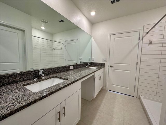 11131 RADIANT SHORE LOOP, San Antonio, FL 33576