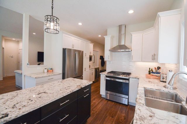 2945 Platinum Drive NE, Rochester, MN 55906