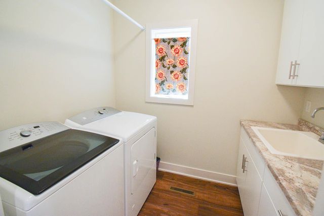 2945 Platinum Drive NE, Rochester, MN 55906