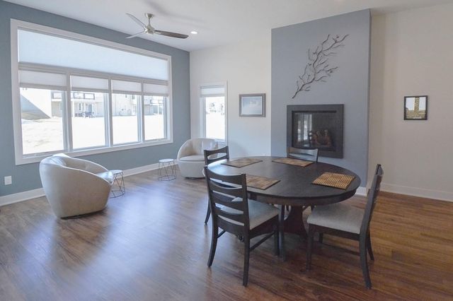 2945 Platinum Drive NE, Rochester, MN 55906