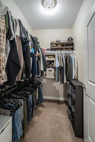 911 Watercress Lane, Fenton, MI 48430