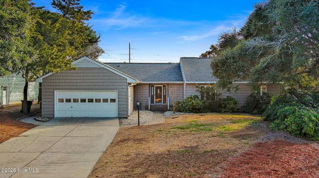 106 Cherry Court, Atlantic Beach, NC 28512