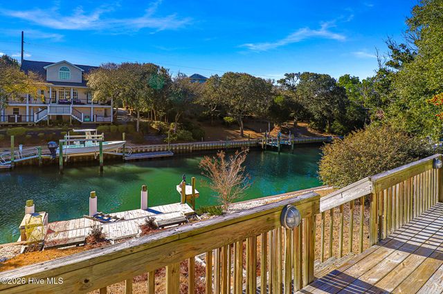 106 Cherry Court, Atlantic Beach, NC 28512