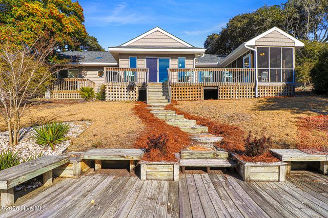 106 Cherry Court, Atlantic Beach, NC 28512