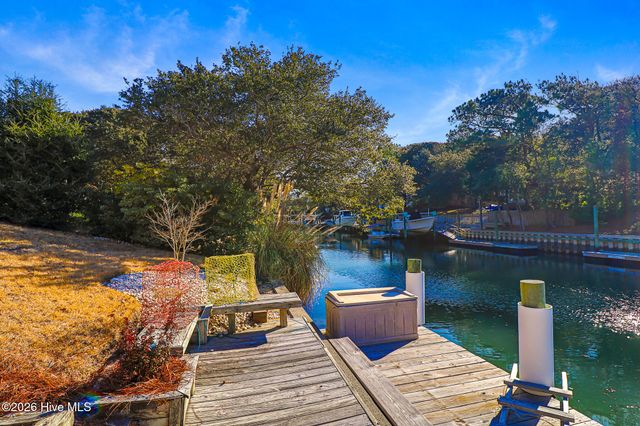 106 Cherry Court, Atlantic Beach, NC 28512