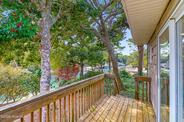 106 Cherry Court, Atlantic Beach, NC 28512