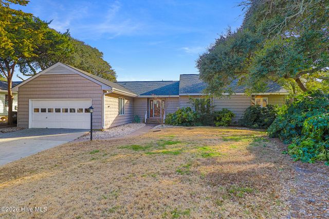 106 Cherry Court, Atlantic Beach, NC 28512