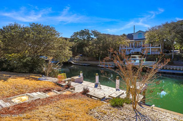 106 Cherry Court, Atlantic Beach, NC 28512