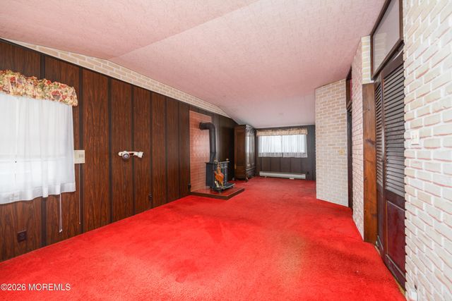 287 Linda Street, Belford, NJ 07718