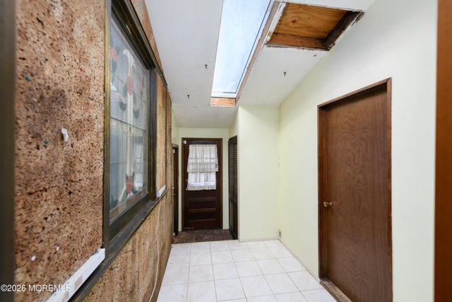 287 Linda Street, Belford, NJ 07718