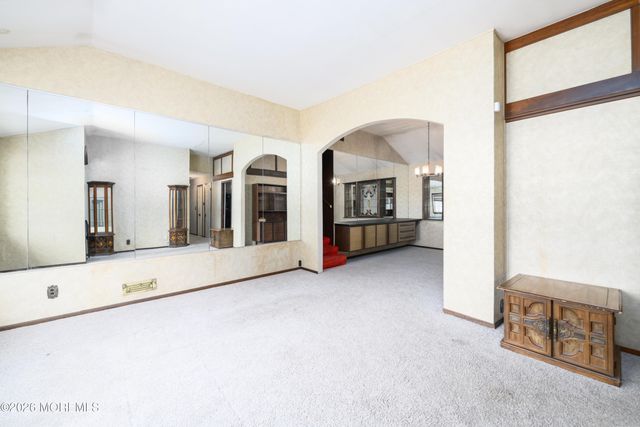 287 Linda Street, Belford, NJ 07718