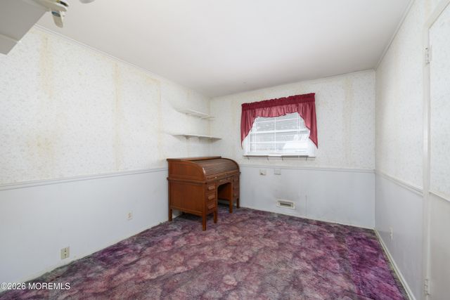 287 Linda Street, Belford, NJ 07718