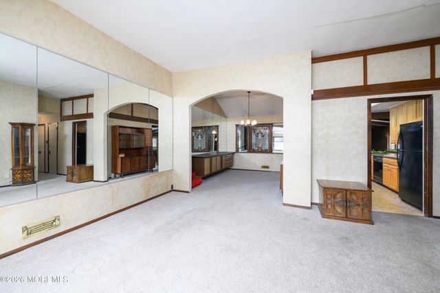 287 Linda Street, Belford, NJ 07718