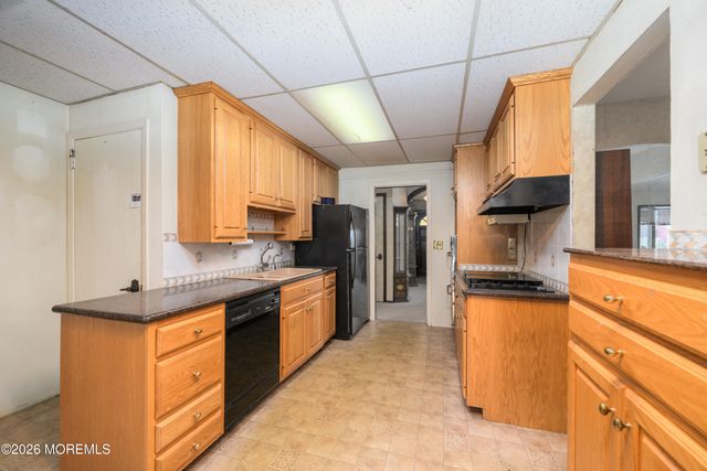 287 Linda Street, Belford, NJ 07718