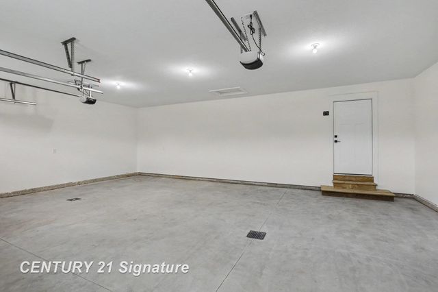 5875 Diamond Meadows Lane, Tittabawassee Twp, MI 48623