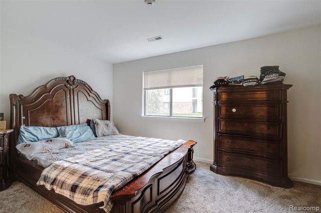42764 Lilley Pointe Drive 165, Canton, MI 48187