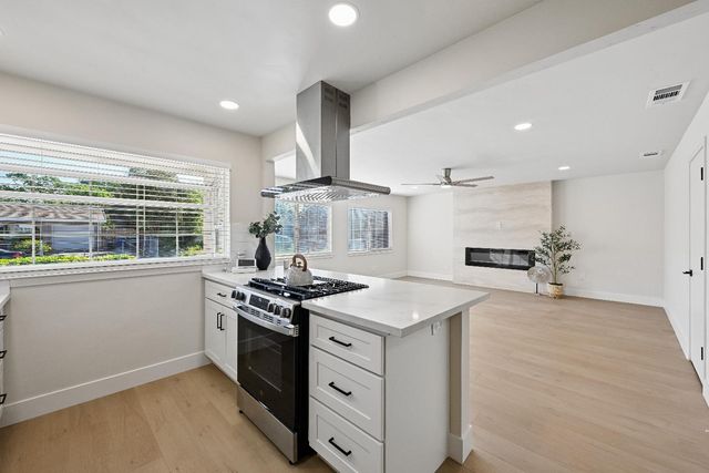 2548 Rhine Way, Elverta, CA 95626