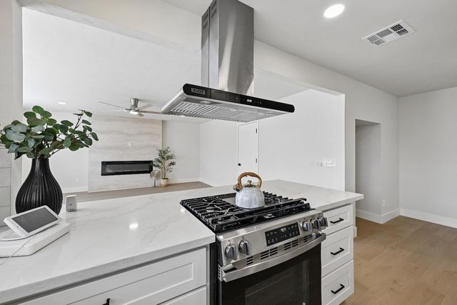 2548 Rhine Way, Elverta, CA 95626