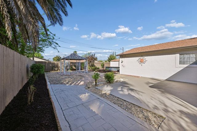 2548 Rhine Way, Elverta, CA 95626