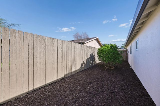 2548 Rhine Way, Elverta, CA 95626