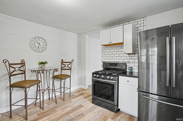 133 E Edgar Avenue, Mishawaka, IN 46545