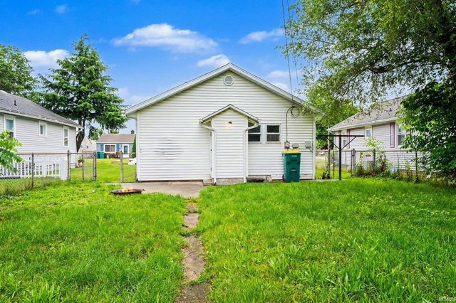 133 E Edgar Avenue, Mishawaka, IN 46545