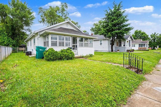 133 E Edgar Avenue, Mishawaka, IN 46545