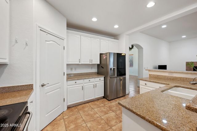 4746 S Emery Avenue, Mesa, AZ 85212