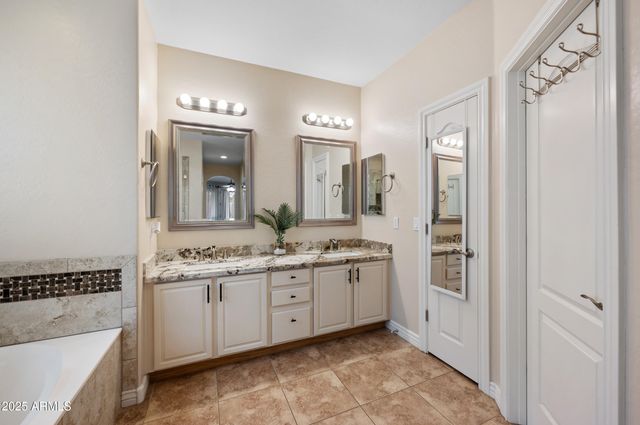 4746 S Emery Avenue, Mesa, AZ 85212