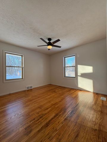 791 Kinney Avenue Nw, City Of Walker, MI 49534