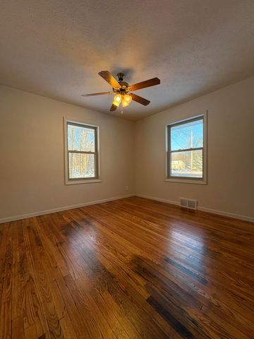 791 Kinney Avenue Nw, City Of Walker, MI 49534