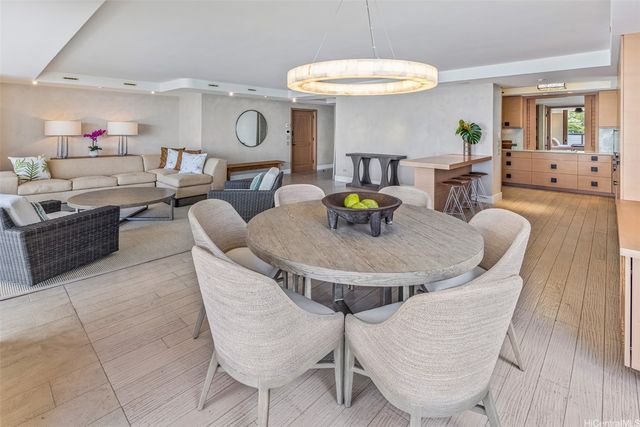 3003 Kalakaua Avenue 5B, Honolulu, HI 96815